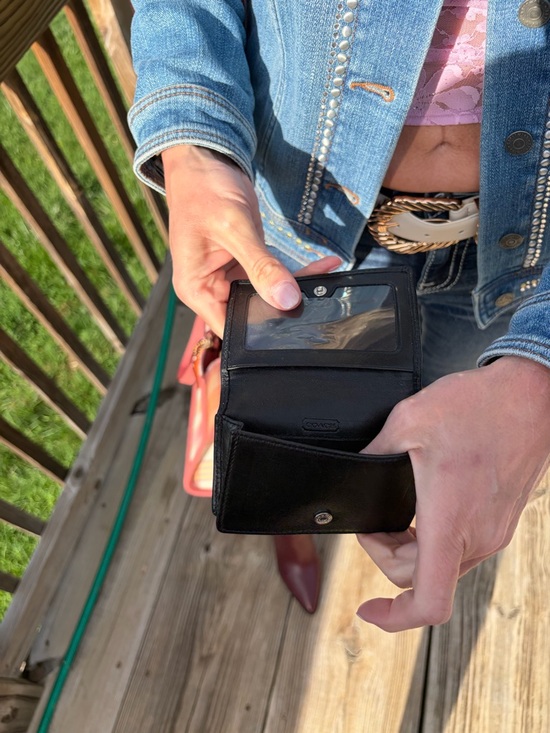 vintage y2k Coach mini Black Leather Card Case/Wallet *very good** - Picture 6 of 7